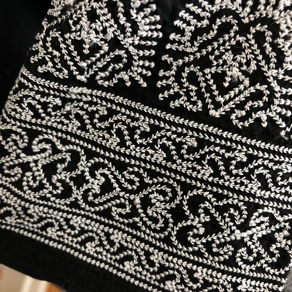 Solddd Outtt - Picture 3 of 7